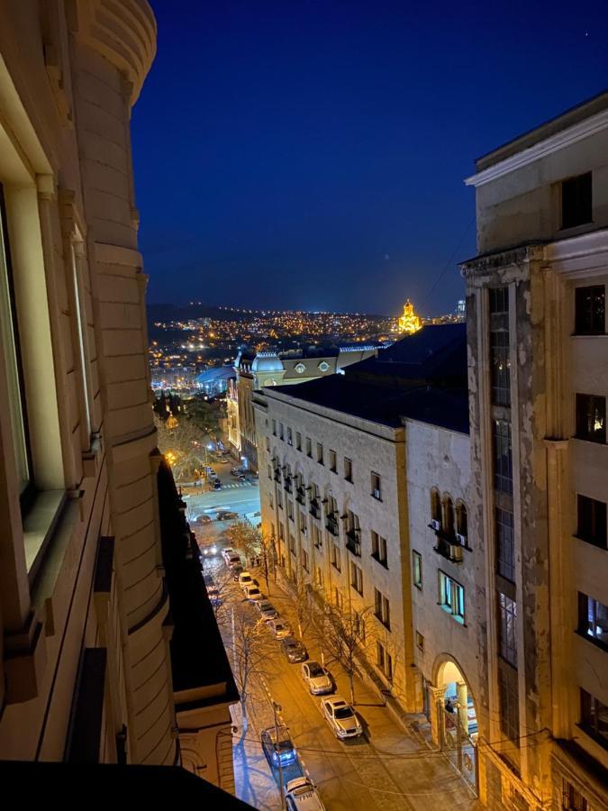Parliament On Rustaveli Studio Tbilisi Exterior foto