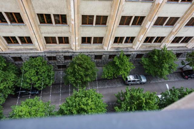 Parliament On Rustaveli Studio Tbilisi Exterior foto
